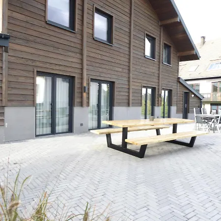 Diamond 6 Person Wifi Near Lift *